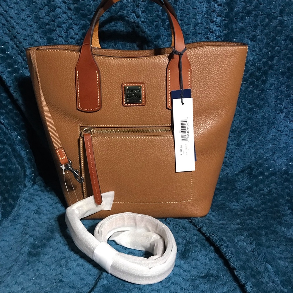 NWT Pebble Grain Brinley Tote with crossbody  color Caramel